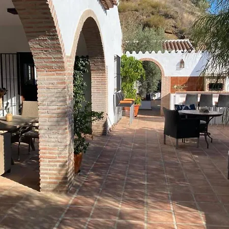 Belvilla By Oyo Cortijo A Villa Arenas (Malaga)